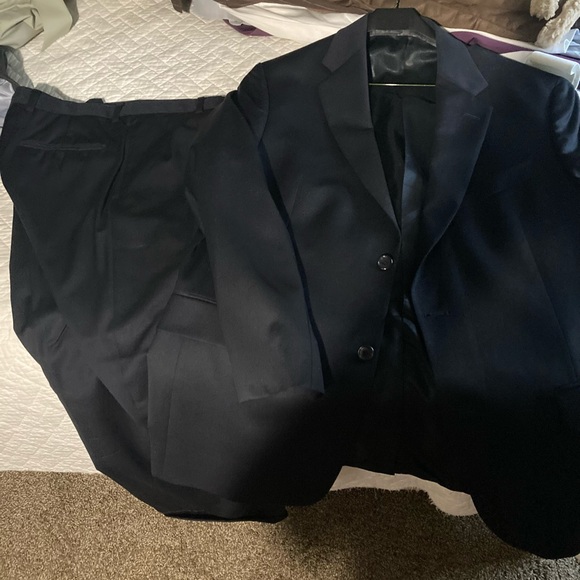 Used Mens suit - Picture 1 of 1